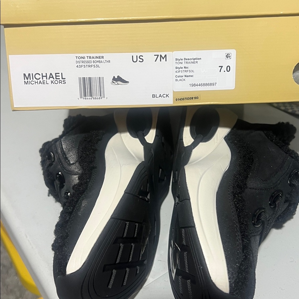 Women’s Michael Kors sneakers Toni trainers black color - Picture 4 of 6